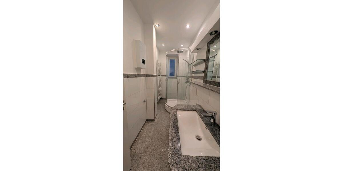 Erdgeschoßwohnung Düsseldorf Derendorf - 3 Zimmer, 76 m&sup2;, 1.140&euro; | Angebot:24729825