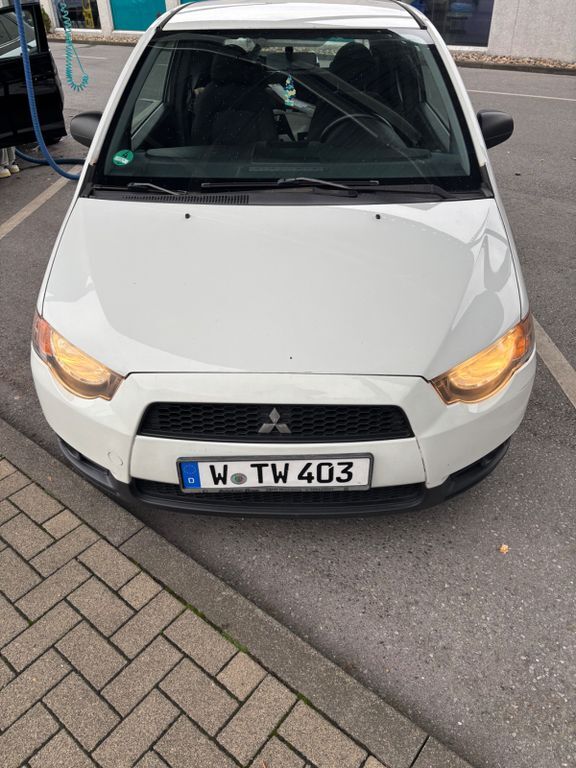 Mitsubishi Colt 196.500 km 1.250 € Wuppertal 42327