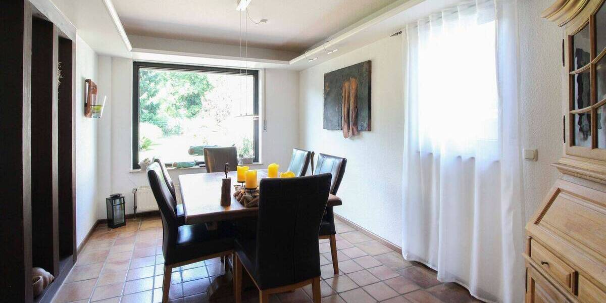 Einfamilienhaus Haan - 7 Zimmer, 889.000&euro; | Angebot:26834353