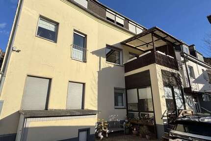 Wohnung zum Mieten in Düsseldorf 975 € 85 m² 4 zimmer