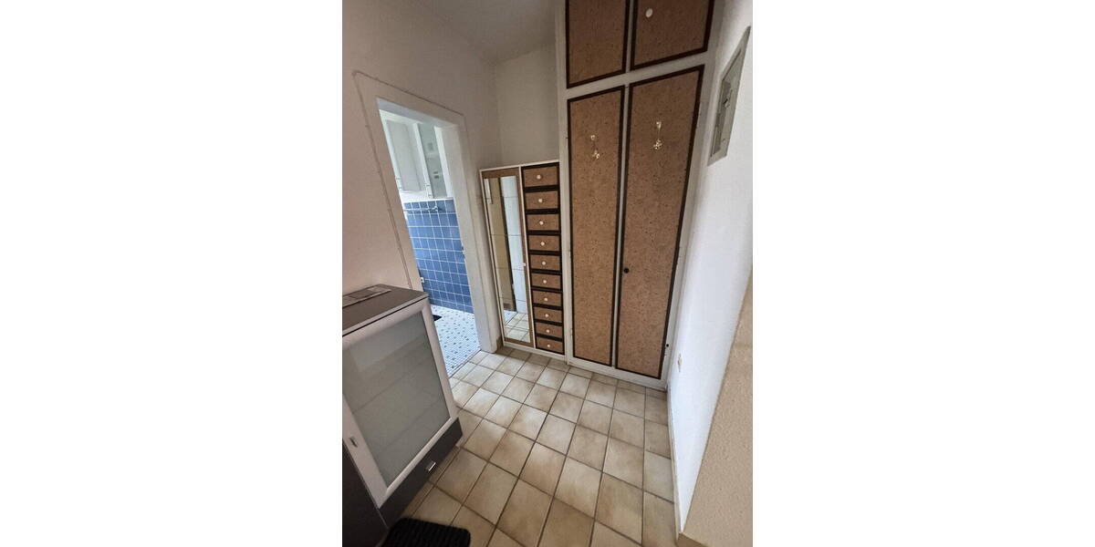 Etagenwohnung Düsseldorf Golzheim - 3 Zimmer, 55 m&sup2;, 1.100&euro; | Angebot:26500139