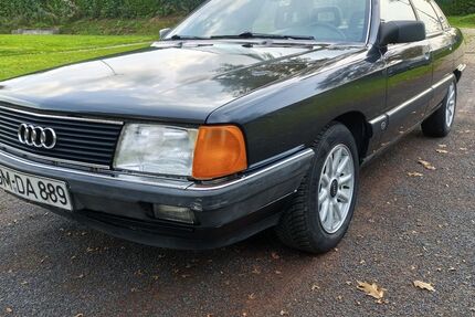 Audi 100 215.233 km 2.700 &euro; Wipperfürth 51688