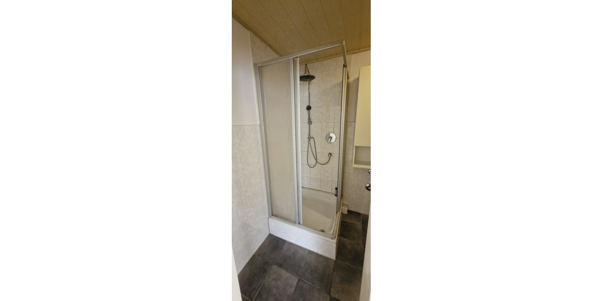 Schöne Souterrainwohnung mit Terrasse in Remscheid-West - 2.5 Remscheid West | Angebot:24588056