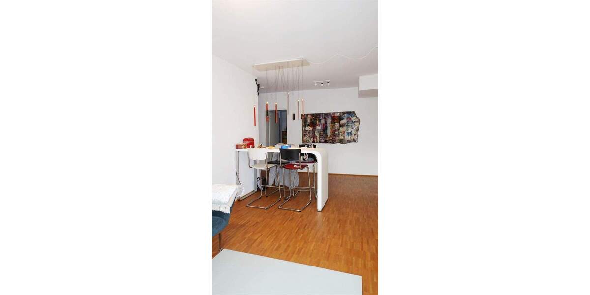 Etagenwohnung Düsseldorf Flingern Nord - 3 Zimmer, 117 m&sup2;, 1.879&euro; | Angebot:24766682