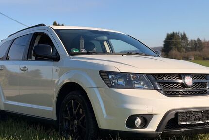 Fiat Freemont 140.500 km 8.700 &euro; Bergisch Gladbach 51429