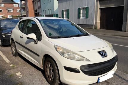 Peugeot 207 108.559 km 2.000 &euro; Köln 51067