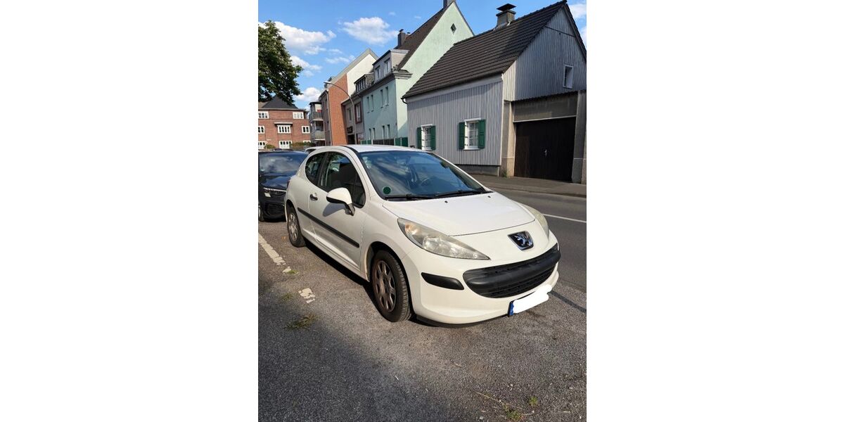 Peugeot 207 108.559 km 2.000 &euro; Köln 51067