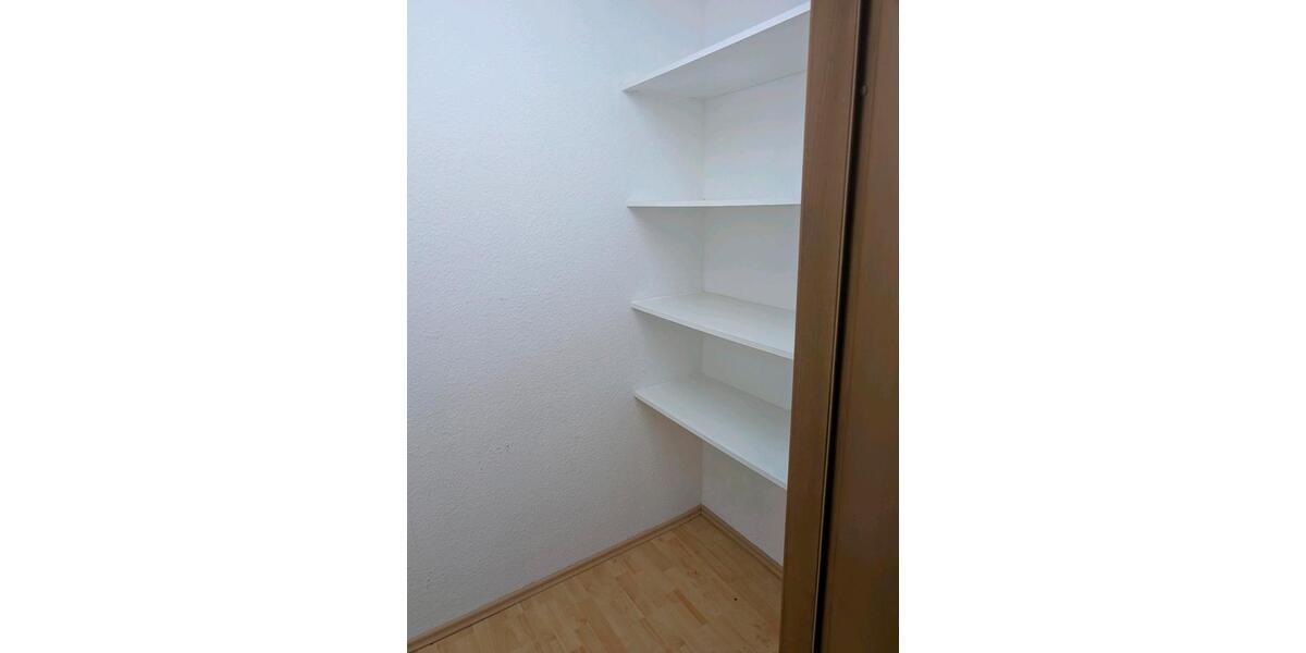 Etagenwohnung Wuppertal Eckbusch - 1 Zimmer, 43 m&sup2;, 570&euro; | Angebot:27586135