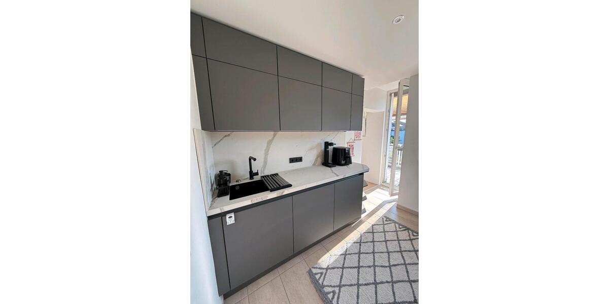 Dachgeschoßwohnung Düsseldorf Niederkassel - 3 Zimmer, 102 m&sup2;, 2.350&euro; | Angebot:27598728