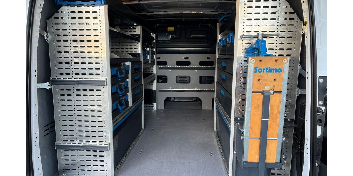 Mercedes-Benz Vito 96.074 km 22.900 &euro; Köln-Riehl 50735