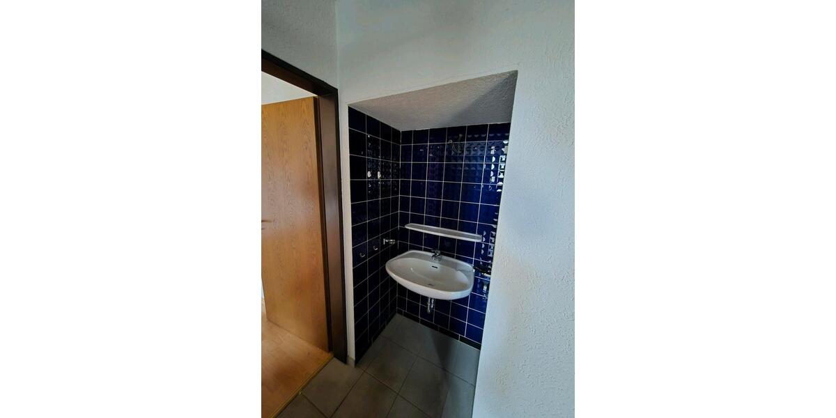 Attraktive 3-Zimmerwohnung in bester Lage in Solingen mit Küche zimmer