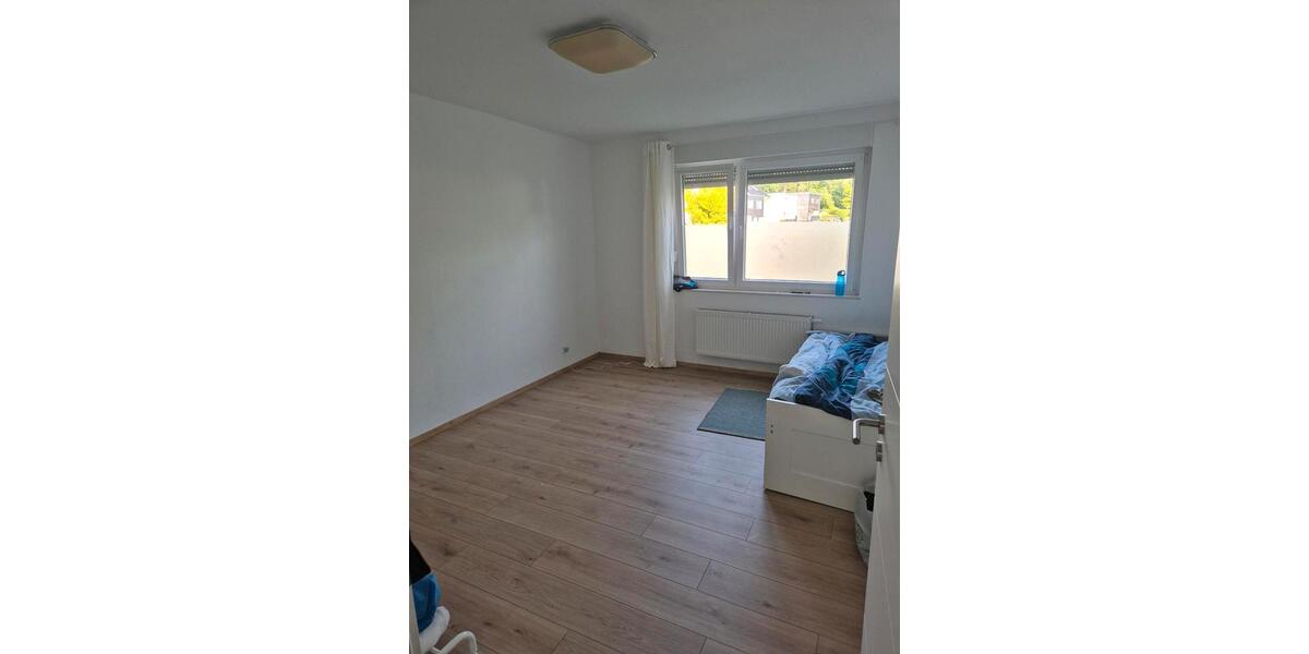 Etagenwohnung Ennepetal - 3.5 Zimmer, 85 m&sup2;, 915&euro; | Angebot:26696756