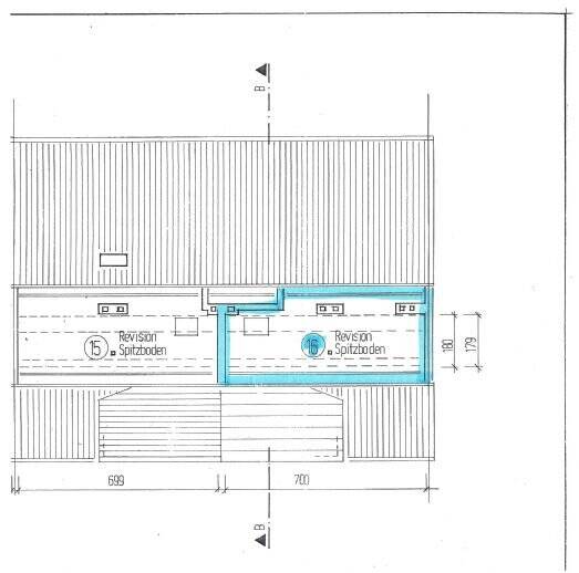 Helle Dachgeschoßwohnung in ruhiger Seitenstraße