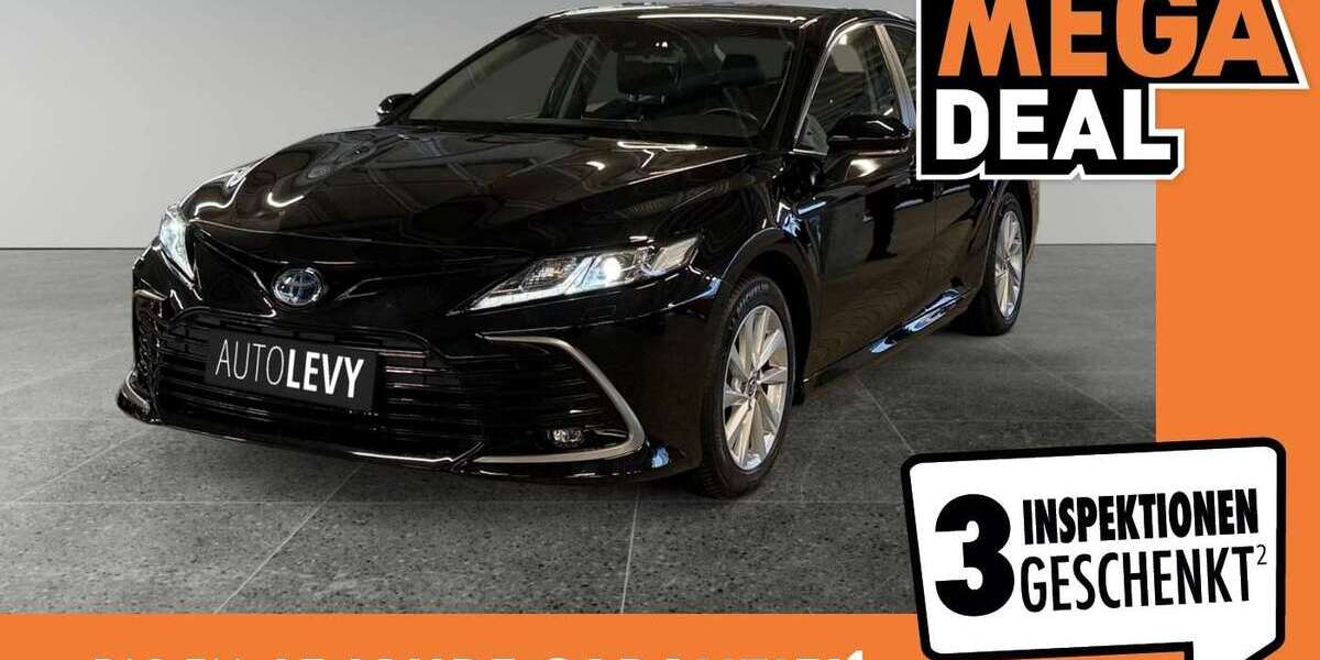 Toyota Camry 48.518 km 29.970 &euro; Köln 50825