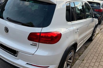 VW Tiguan 114.000 km 10.300 &euro; Hattingen 45527