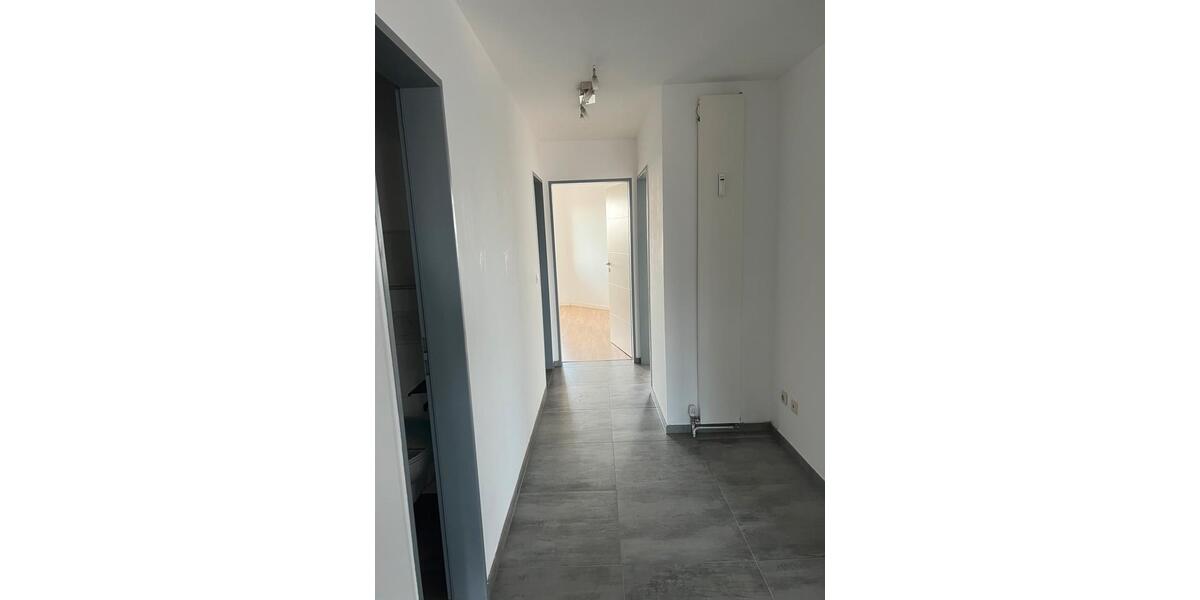 Etagenwohnung Leverkusen Alkenrath - 3 Zimmer, 84 m&sup2;, 1.260&euro; | Angebot:24832817