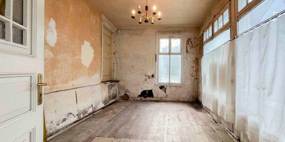Einfamilienhaus Solingen Gräfrath - 6 Zimmer, 160.000&euro; | Angebot:26331474