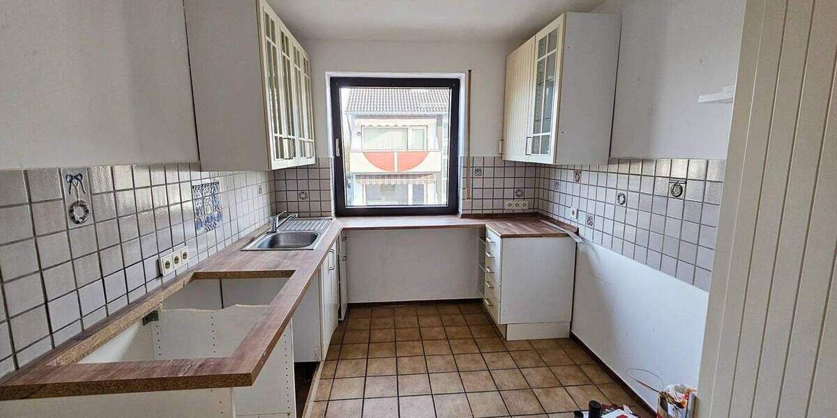 Mehrfamilienhaus, Wohnhaus Leverkusen / Lützenkirchen Quettingen - 8 Zimmer, 234 m&sup2;, 649.000&euro; | Angebot:25679035