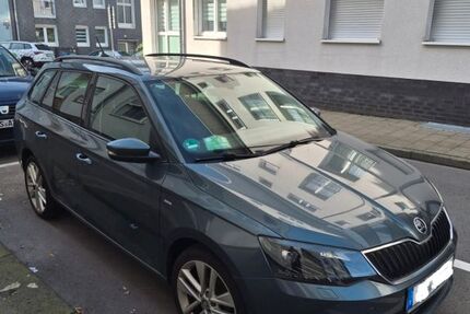 Skoda Fabia 22.000 km 12.200 &euro; Remscheid 42853