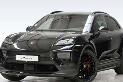 Porsche Macan 9.900 km 102.900 € Düsseldorf 40468