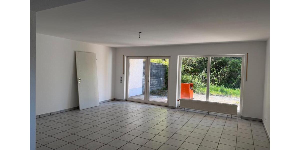 Doppelhaushälfte Bergisch Gladbach Paffrath - 5 Zimmer, 195 m&sup2;, 2.300&euro; | Angebot:26322264