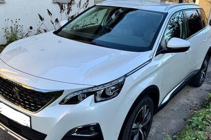 Peugeot 5008 106.000 km 22.999 € Solingen 42651