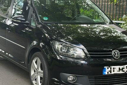 VW Touran 253.000 km 6.500 &euro; Remscheid 42853