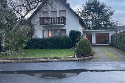 Haus Köln Rodenkirchen - 5 Zimmer, 130 m&sup2;, 2.000&euro; | Angebot:25899929