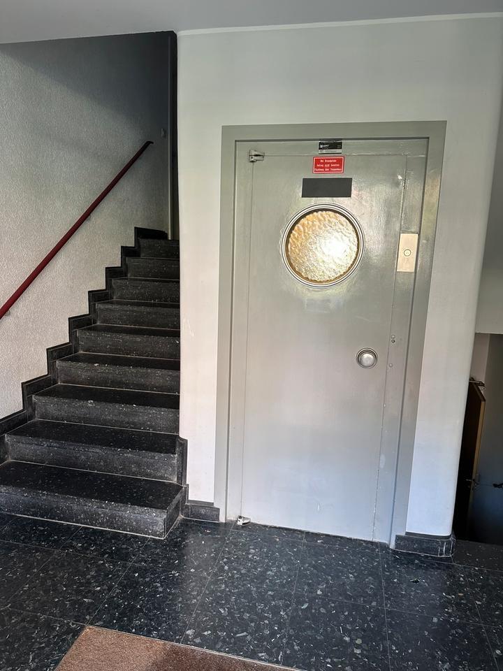 Schöne 3-Zimmer-Wohnung mit großem Balkon in Düsseldorf