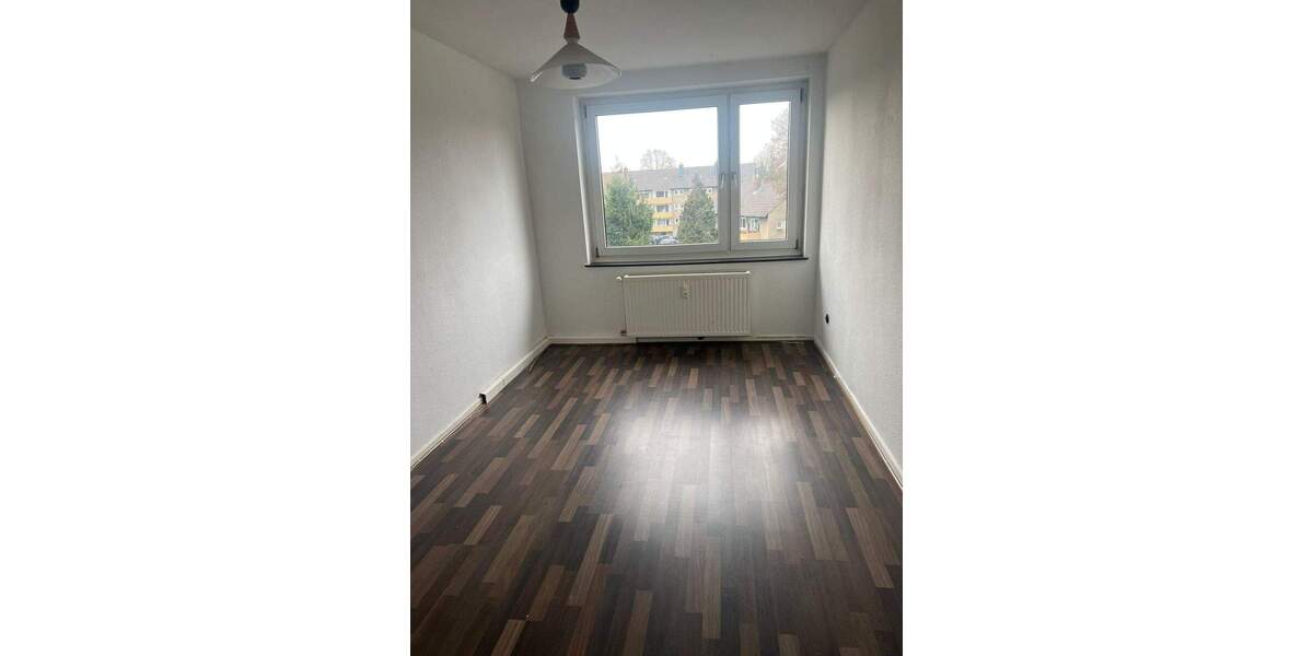 Etagenwohnung Neuss Furth-Süd - 2 Zimmer, 42 m&sup2;, 380&euro; | Angebot:24846304