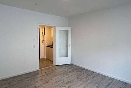 Wohnung zum Mieten in Köln 560 € 23 m²