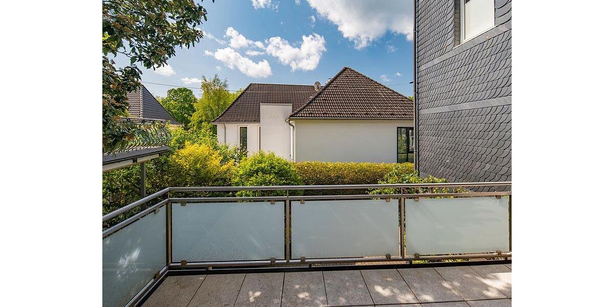 Hochparterre Remscheid Reinshagen - 3 Zimmer, 71 m&sup2;, 490&euro; | Angebot:26538325