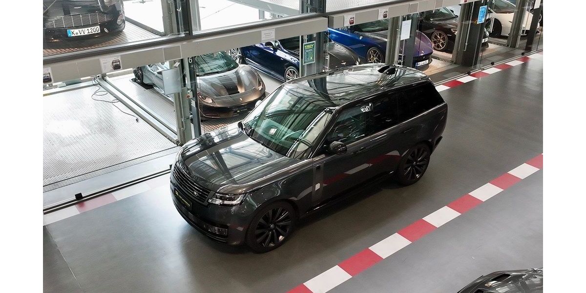 Land Rover Range Rover 15.500 km 207.500 &euro; Köln 50829
