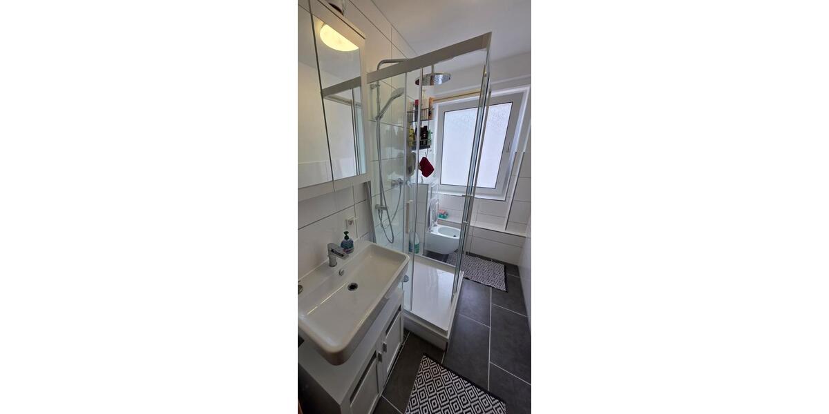 Etagenwohnung Remscheid - 3 Zimmer, 64 m&sup2;, 143.000&euro; | Angebot:26406440