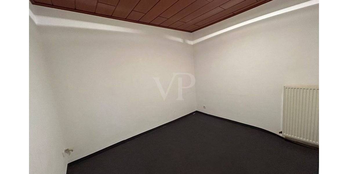 Gewerbeobjekt Velbert Mitte - 4 Zimmer, 148 m&sup2;, 1.200&euro; | Angebot:24033334