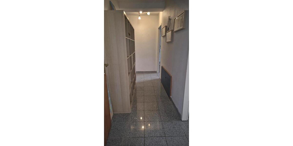 Dachgeschoßwohnung Leverkusen Schlebusch - 4 Zimmer, 130 m&sup2;, 469.000&euro; | Angebot:24365326