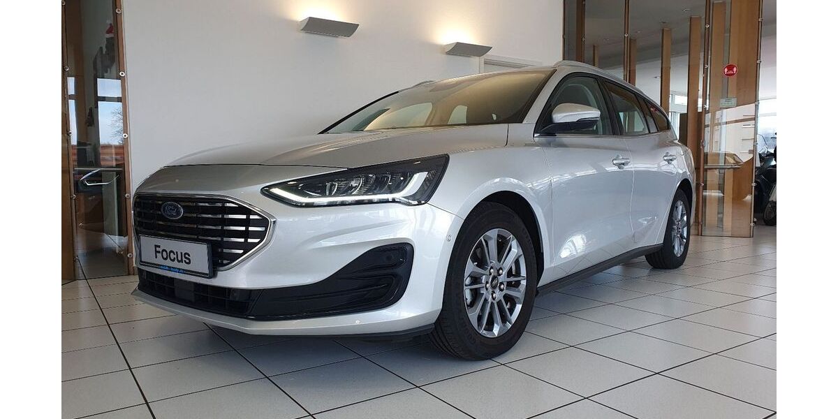Ford Focus 61.300 km 17.750 &euro; Köln 51149