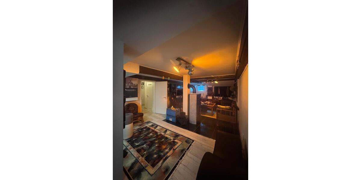 Reihenhaus Remscheid Lüttringhausen - 6 Zimmer, 220 m&sup2;, 399.000&euro; | Angebot:26013303