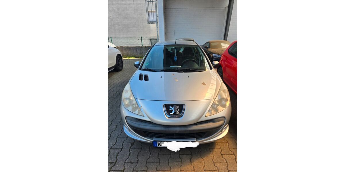 Peugeot 206 157.590 km 2.500 &euro; Gremberghoven 51149