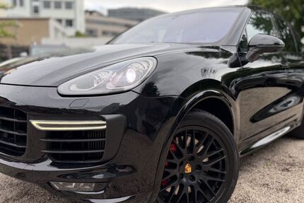 Porsche Cayenne 125.000 km 37.450 &euro; Köln 50674