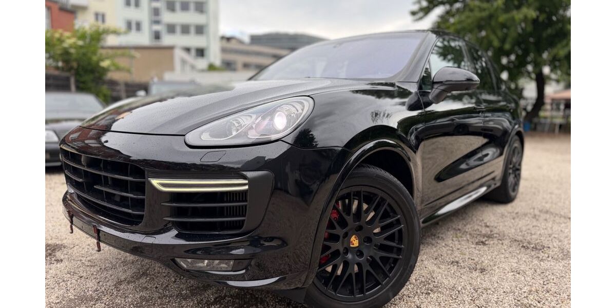 Porsche Cayenne 125.000 km 37.450 &euro; Köln 50674