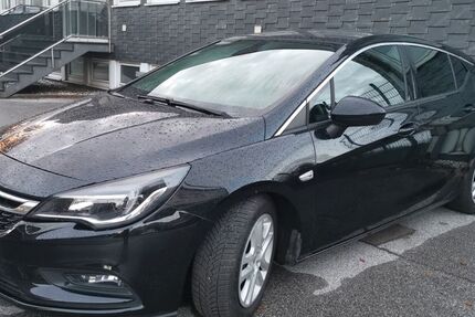 Opel Astra 18.813 km 10.200 &euro; Remscheid 42857