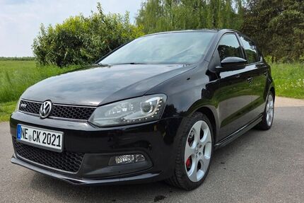 VW Polo 129.000 km 9.500 &euro; Neuss 41462