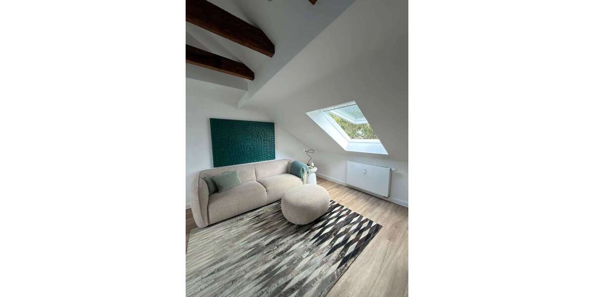 Etagenwohnung Düsseldorf Stadtmitte - 2 Zimmer, 43 m&sup2;, 989&euro; | Angebot:27643454