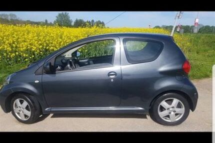 Toyota Aygo (X) 220.000 km 1.530 &euro; Ratingen 40880