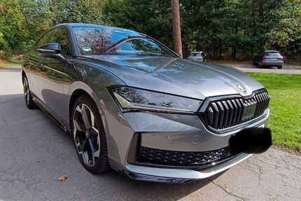Skoda Superb 8.186 km 45.000 &euro; Köln 51109
