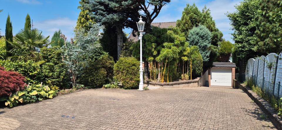 Mehrfamilienhaus, Wohnhaus Leverkusen Bergisch Neukirchen - 9 Zimmer, 270 m&sup2;, 795.000&euro; | Angebot:27617937