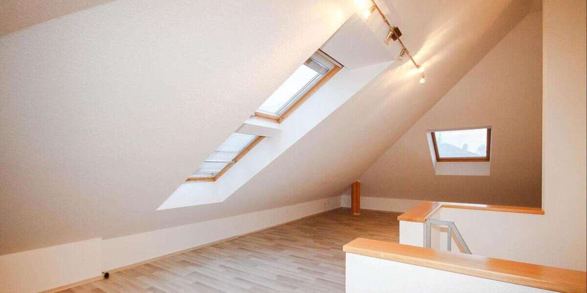 Haus zum Mieten in Düsseldorf 2.750 € 133 m² 5 zimmer