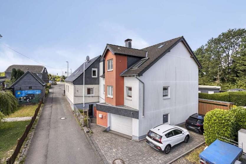Haus zum Kaufen in Remscheid 547.000 € 199.01 m²