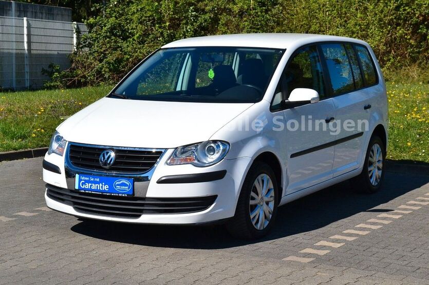 VW Touran 122.000 km 4.490 € Solingen 42659